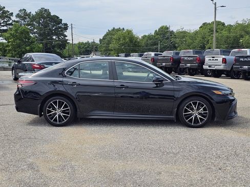 Used 2024 Toyota Camry SE w/ Blackout Package (TMS) AWD/4WD image 15