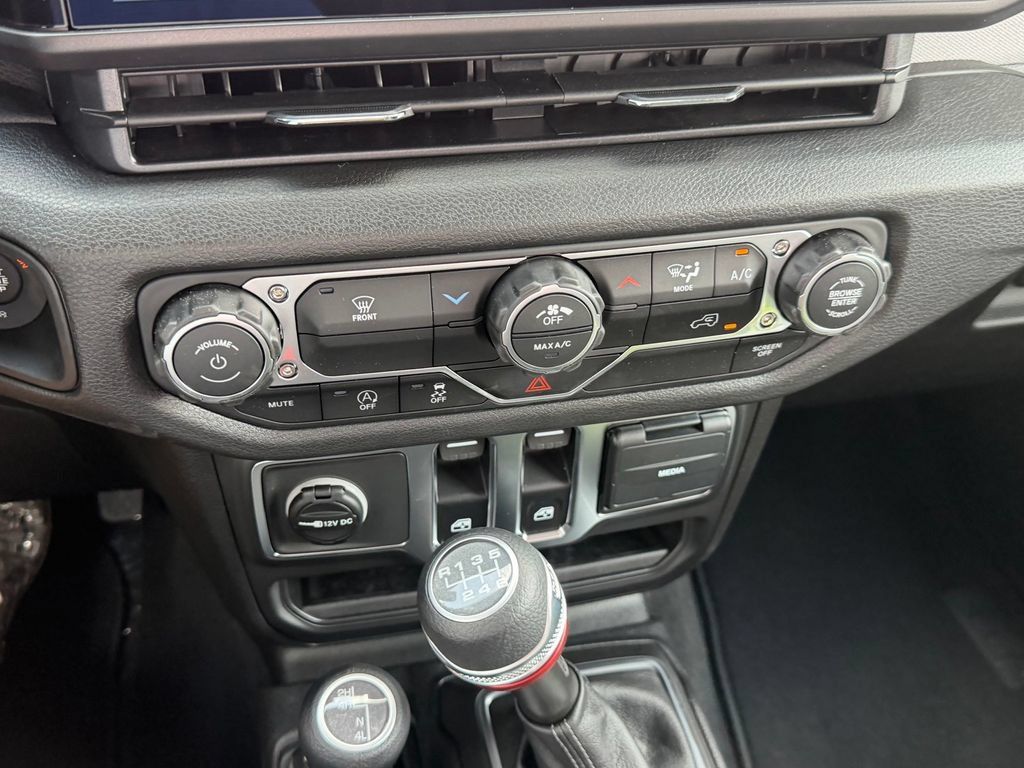 New 2026 Jeep Wrangler Sport AWD/4WD image 14