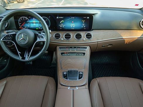 Used 2022 Mercedes-Benz E 450 4MATIC All-Terrain Wagon w/ Sun Protection Package image 39