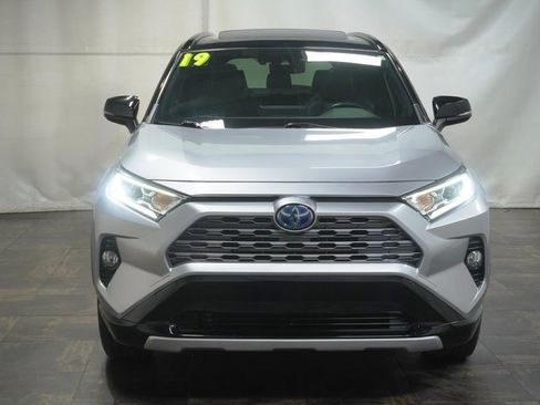 Used 2019 Toyota RAV4 XSE w/ Carpet Mat Package AWD/4WD image 9