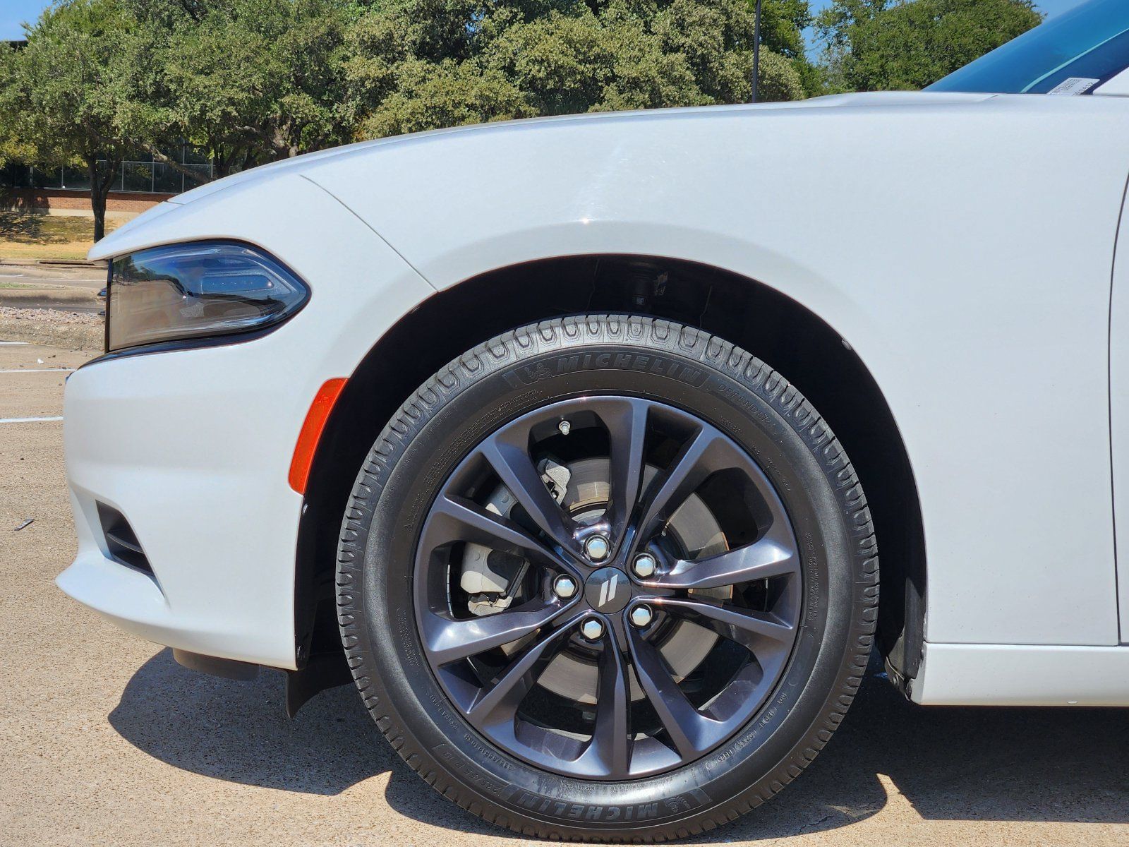 Used 2023 Dodge Charger SXT w/ Blacktop Package AWD/4WD image 8