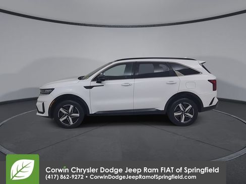 Used 2021 Kia Sorento EX w/ Panoramic Sunroof Package AWD/4WD image 10