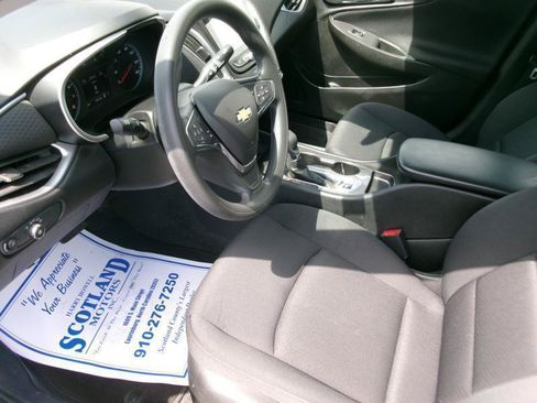 Used 2024 Chevrolet Malibu LS w/ Driver Confidence Package FWD image 13