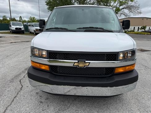 Used 2025 Chevrolet Express 2500 w/ Driver Convenience Package image 21