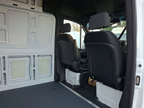 New 2025 Mercedes-Benz Sprinter 2500 image 7