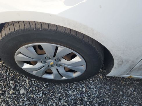 Used 2016 Chevrolet Cruze LT image 7