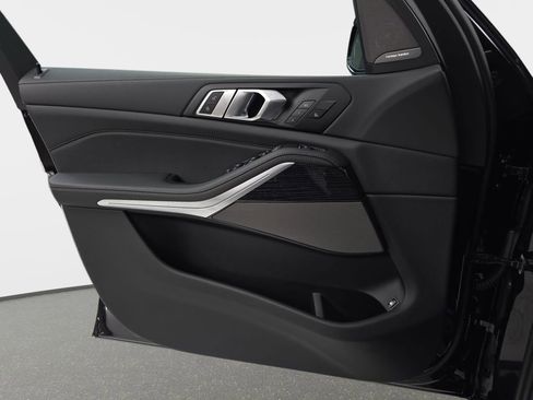 New 2026 BMW X5 xDrive50e w/ M Sport Package image 26