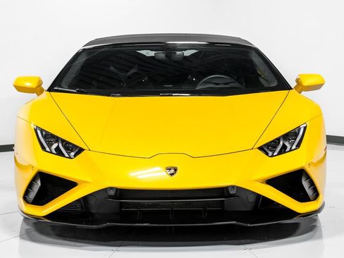 Used 2022 Lamborghini Huracan EVO RWD image 46