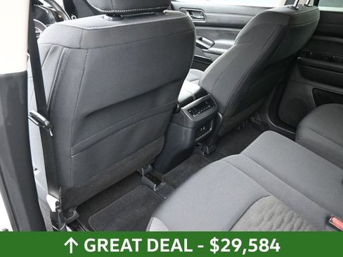 Used 2025 Nissan Pathfinder SV AWD/4WD image 24