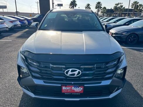 Used 2025 Hyundai Tucson Blue AWD/4WD image 2