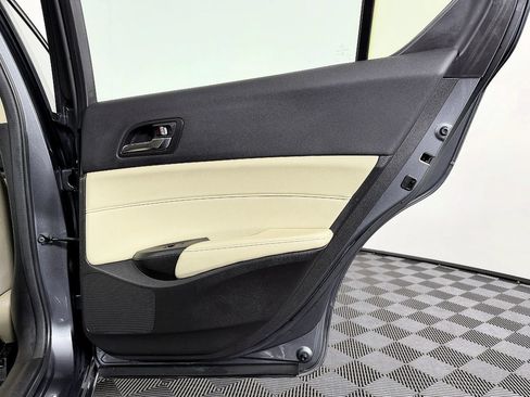 Used 2014 Acura ILX w/ Technology Package FWD image 36