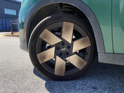 Certified 2025 MINI Cooper Countryman S image 16