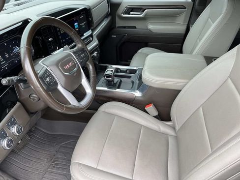 Used 2023 GMC Sierra 1500 SLT w/ SLT Premium Package AWD/4WD image 23