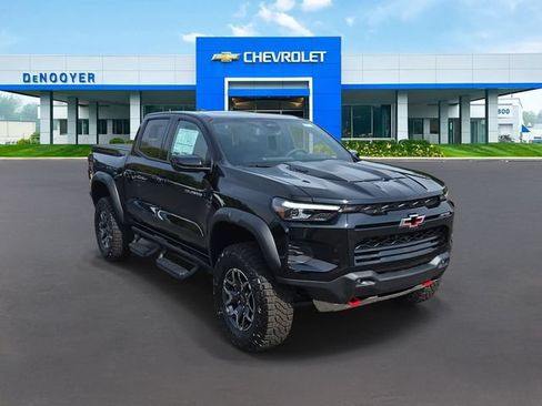 New 2026 Chevrolet Colorado ZR2 w/ Technology Package AWD/4WD image 5