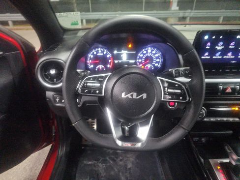 Used 2024 Kia Forte GT-Line image 15