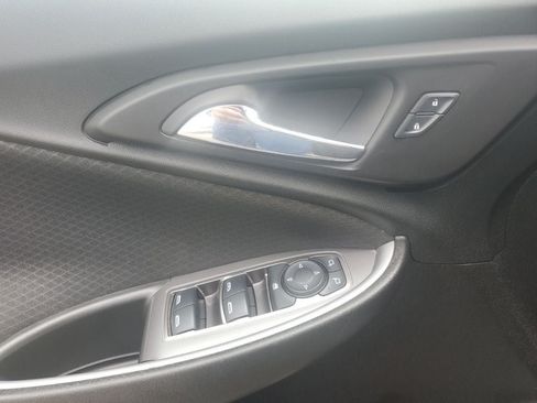 Used 2025 Chevrolet Malibu LT FWD image 18