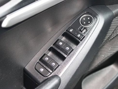 Used 2021 Kia Seltos LX image 11