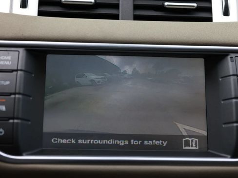 Used 2014 Land Rover Range Rover Evoque Pure Plus AWD/4WD image 36