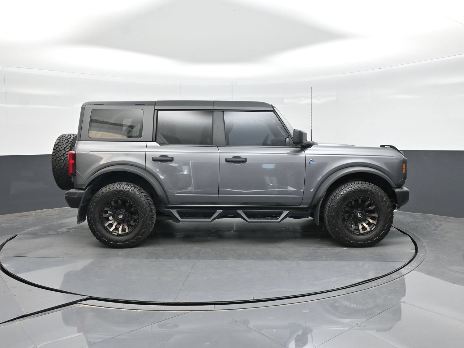 Certified 2023 Ford Bronco Black Diamond AWD/4WD image 19