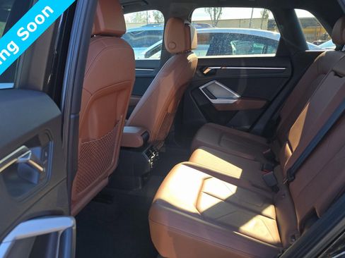 Used 2022 Audi Q3 2.0T Premium Plus w/ Premium Plus Package image 12