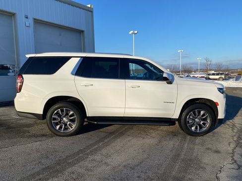 Used 2023 Chevrolet Tahoe LS image 2