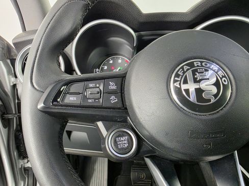 Used 2020 Alfa Romeo Stelvio Sport w/ Quick Order Package 22J Sport AWD/4WD image 13