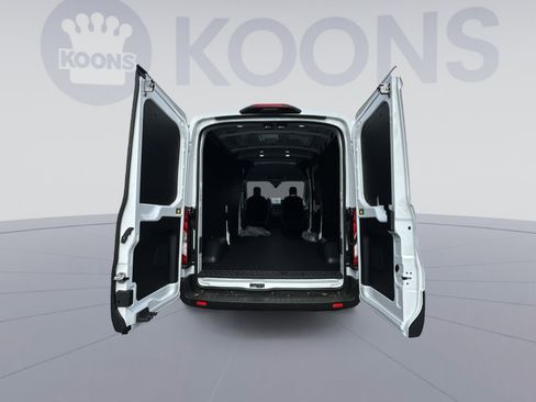 New 2026 Ford Transit 250 148 Medium Roof w/ Load Area Protection Package image 34