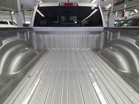 Used 2023 RAM 1500 Big Horn AWD/4WD image 9