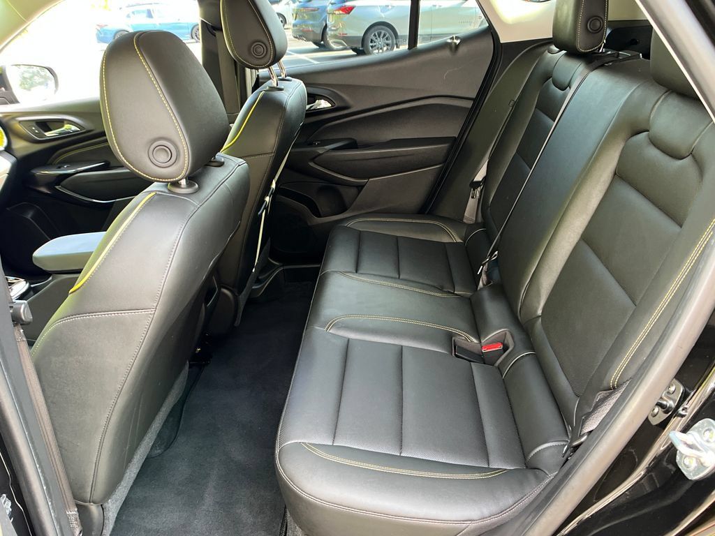 Used 2024 Chevrolet Trax ACTIV w/ Sunroof Package FWD image 21