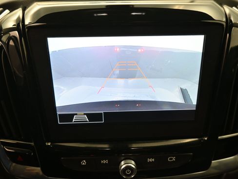 Used 2020 Chevrolet Traverse LT AWD/4WD image 17