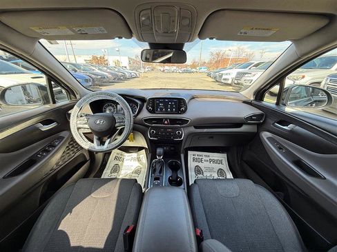 Used 2019 Hyundai Santa Fe SE image 27