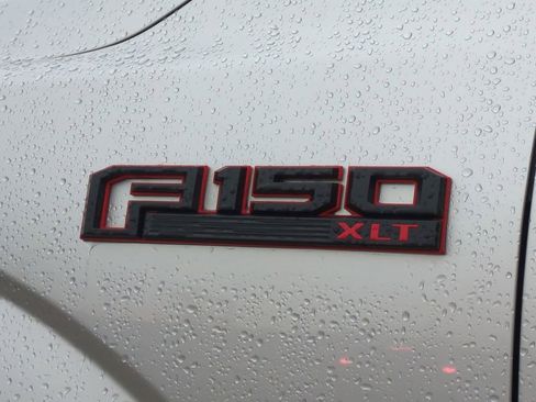 Used 2018 Ford F150 XLT w/ Equipment Group 302A Luxury image 14