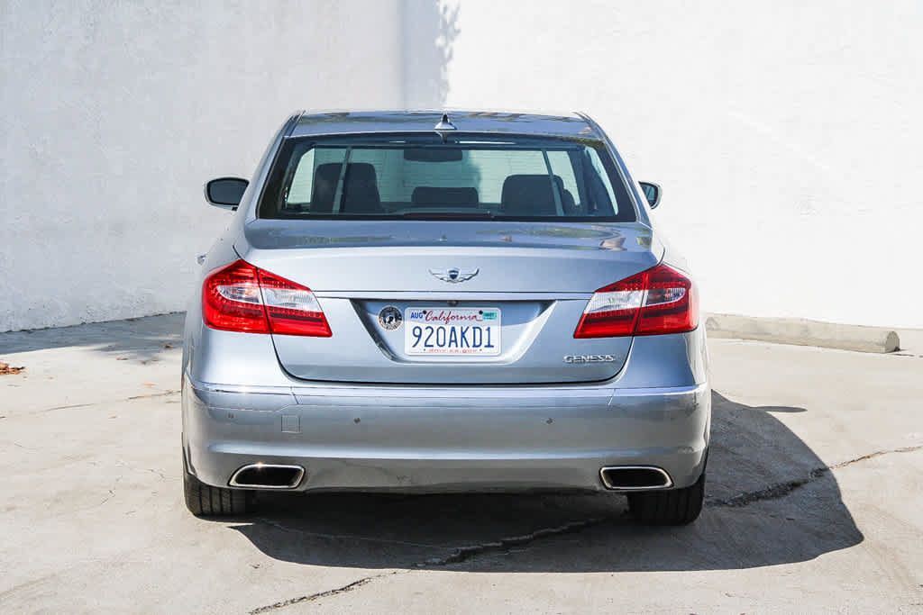 Used 2014 Hyundai Genesis 3.8 w/ Technology Package 03 RWD image 5