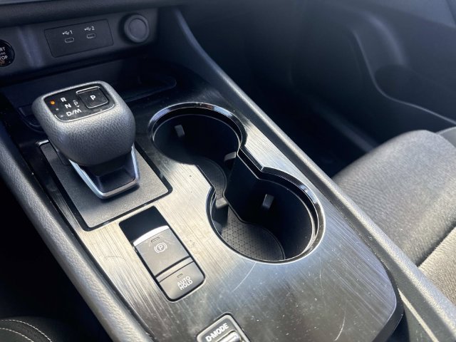Used 2024 Nissan Rogue SV FWD image 24