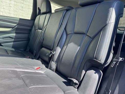 Used 2021 Subaru Ascent Limited w/ Technology Package image 8