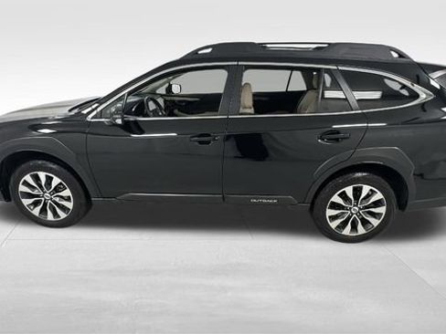 Certified 2023 Subaru Outback Limited image 7