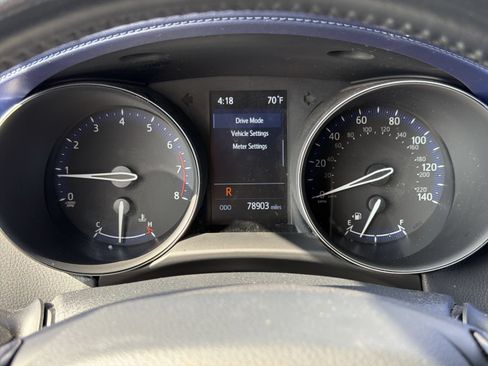 Used 2022 Toyota C-HR XLE FWD image 32