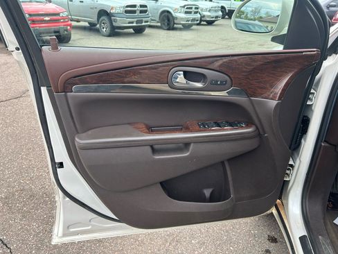 Used 2013 Buick Enclave Leather FWD image 15