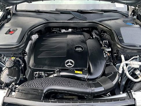 Used 2021 Mercedes-Benz GLC 300 4MATIC image 28