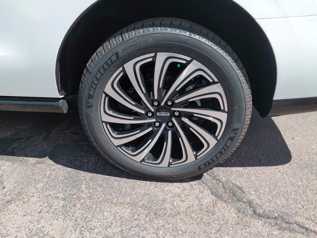 New 2026 Lincoln Navigator Black Label AWD/4WD image 5
