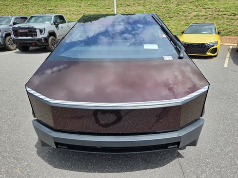 Used 2024 Tesla Cybertruck AWD Crew Cab image 2