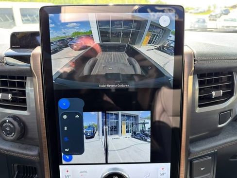 Used 2025 Ford F150 Lightning Lariat AWD/4WD image 34
