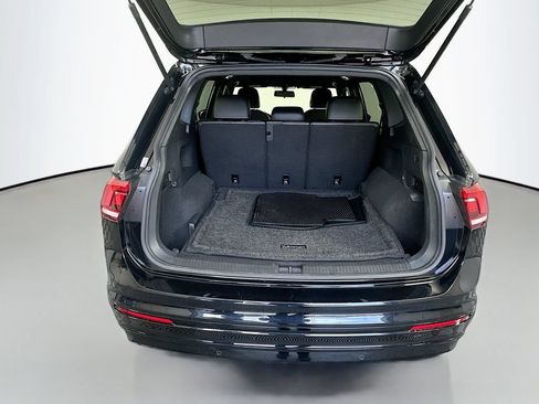 Used 2021 Volkswagen Tiguan SE R-Line AWD/4WD image 27