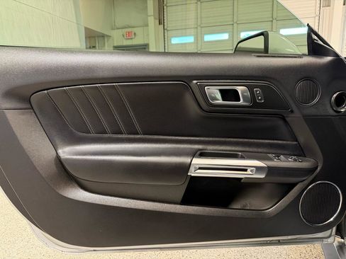 Used 2021 Ford Mustang GT Premium image 10