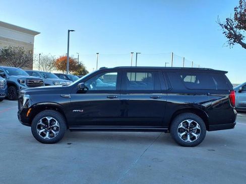 New 2026 GMC Yukon XL AT4 w/ AT4 Premium Package image 27
