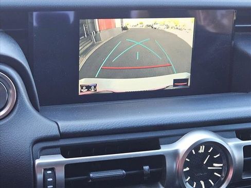 Used 2019 Lexus RC 300 image 12