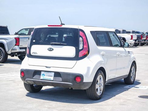 Used 2017 Kia Soul FWD image 6