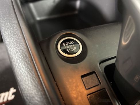 Used 2024 Nissan Kicks S image 15