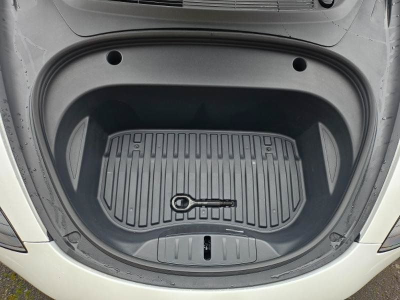 Used 2023 Tesla Model 3 Standard Range RWD image 25