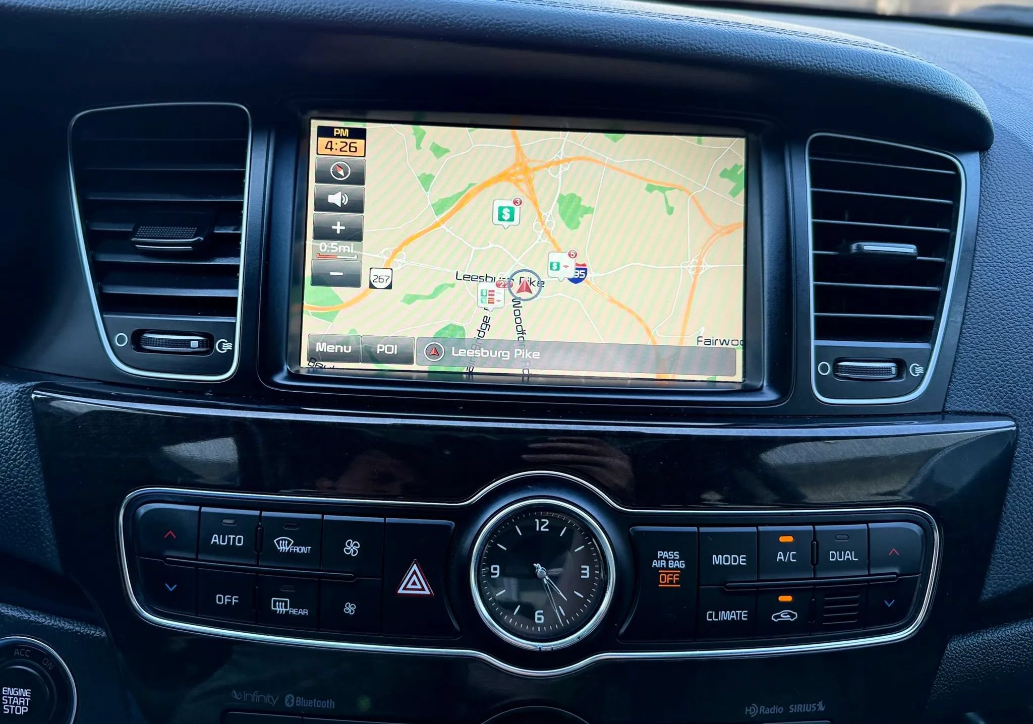 Used 2015 Kia Cadenza Premium w/ Luxury Package FWD image 17
